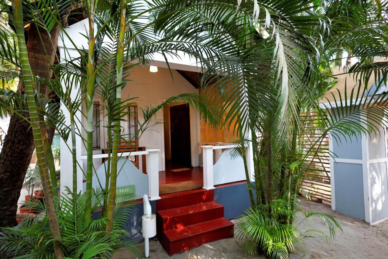 Temple Garden Seaside Cottages Palolem Exterior photo