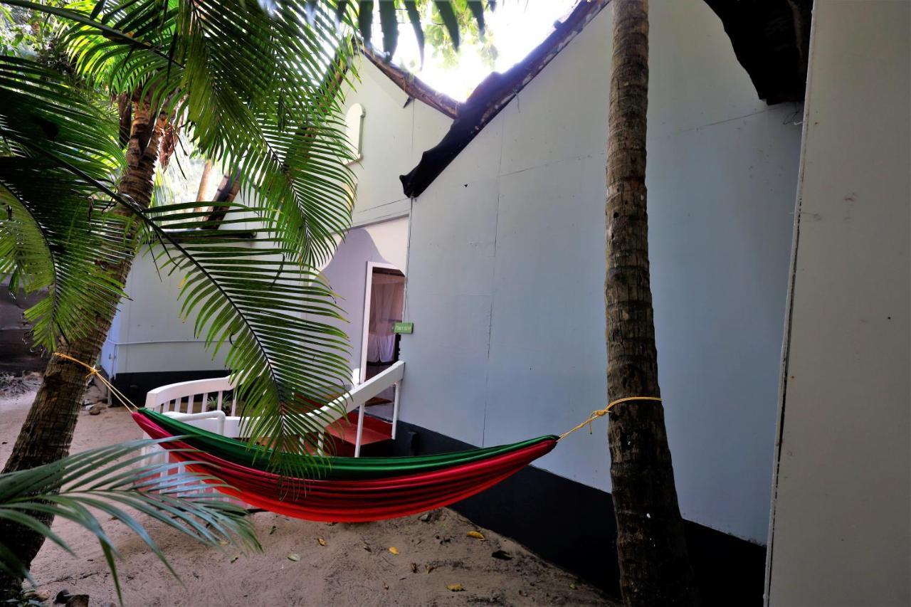 Temple Garden Seaside Cottages Palolem Exterior photo